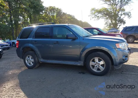 2012 Ford Escape Xlt из США, поврежденный, VIN 1FMCU9D73CKA97275